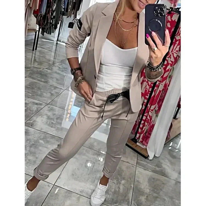 Arlene Set - Smart Comfort with Effortless Style