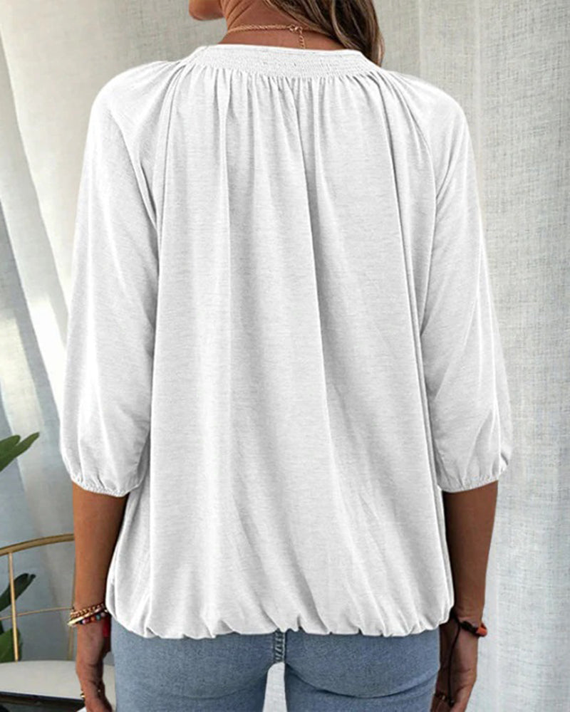 Chloe - Blouse with round neckline