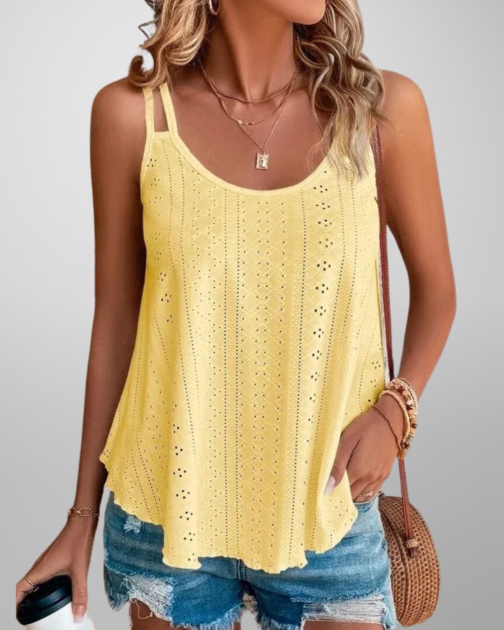 Sarah - Breezy Summer Top