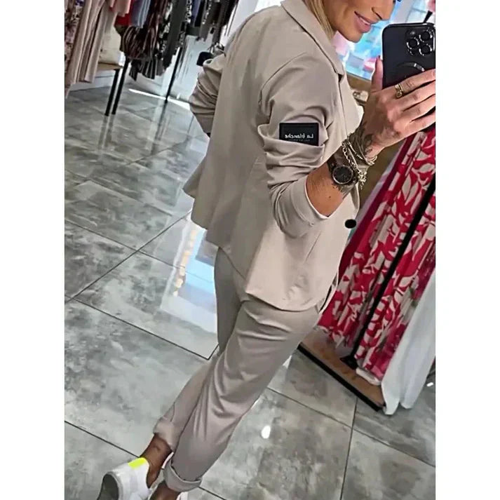 Arlene Set - Smart Comfort with Effortless Style