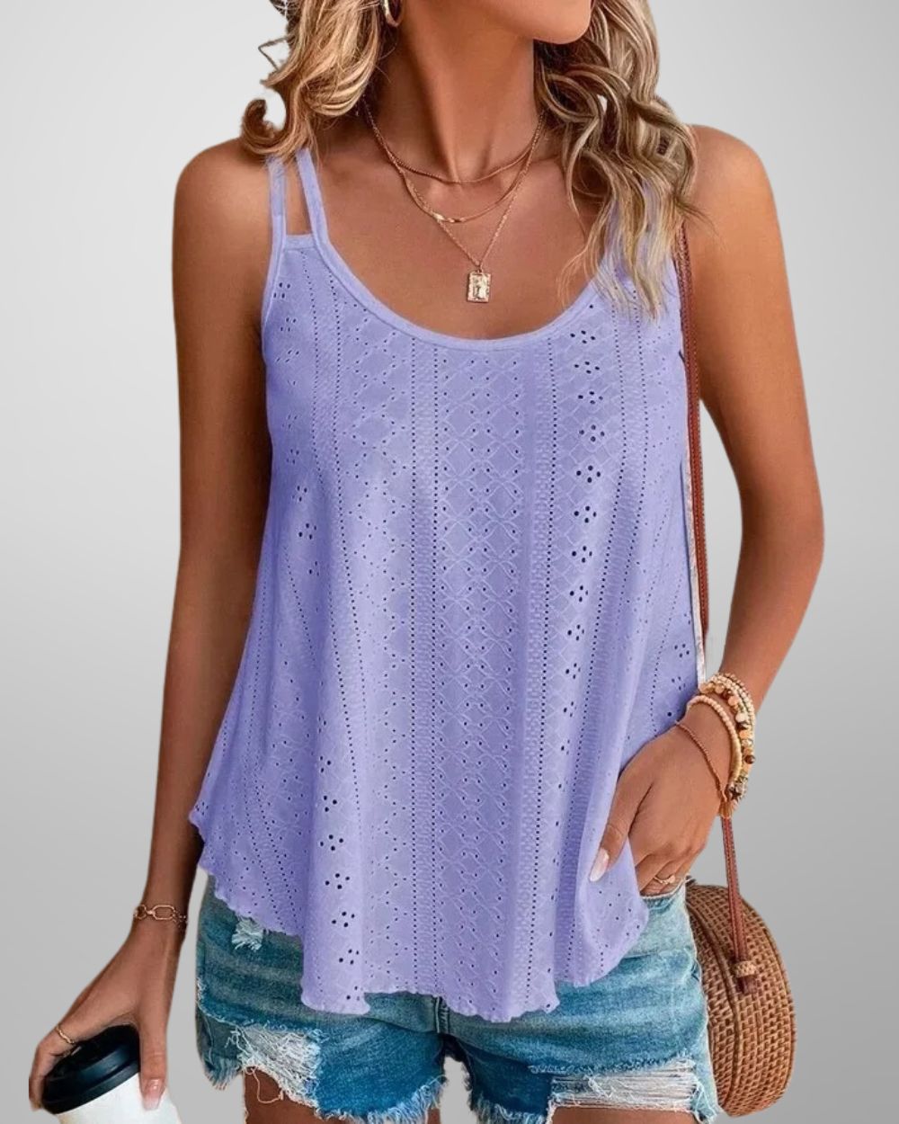 Sarah - Breezy Summer Top