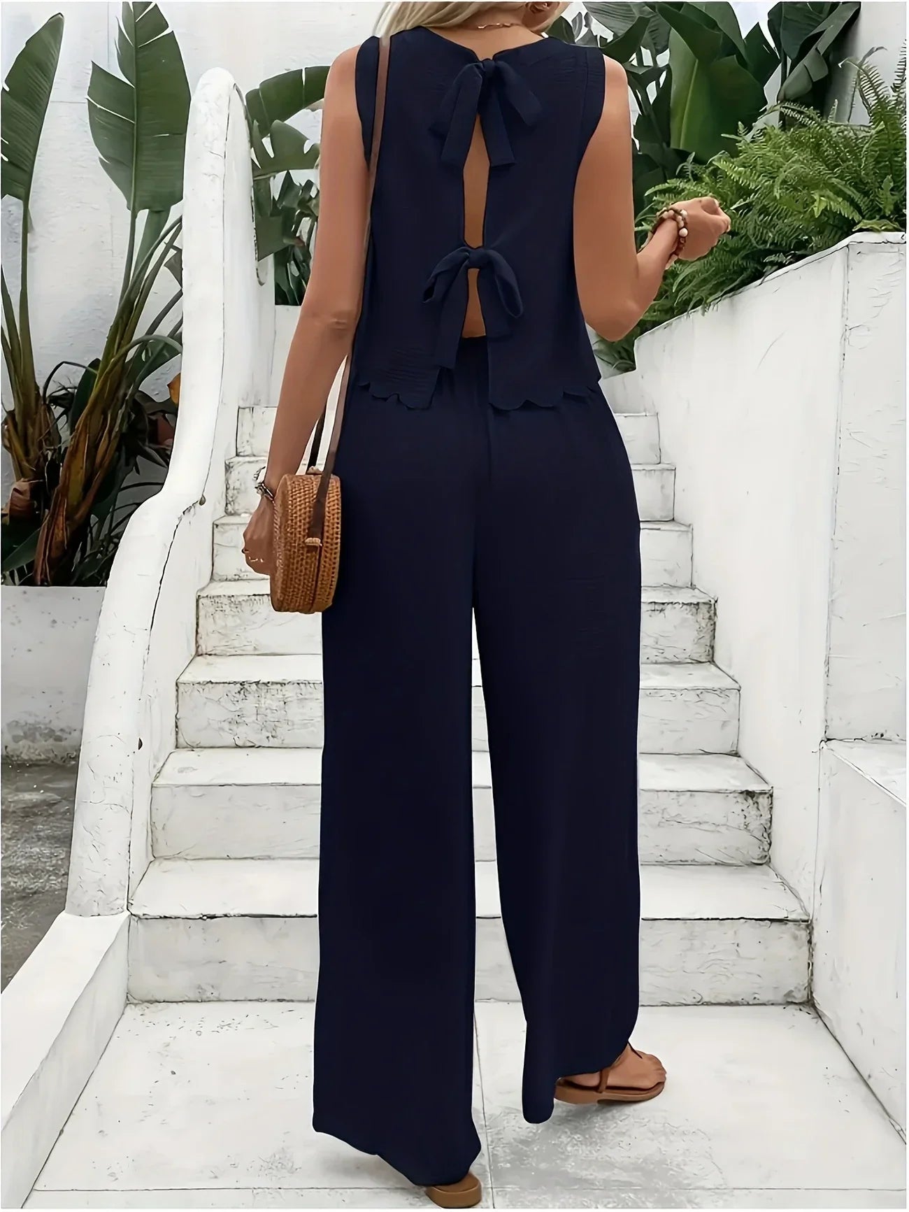 Darcy - Stylish Sleeveless Two Piece Set