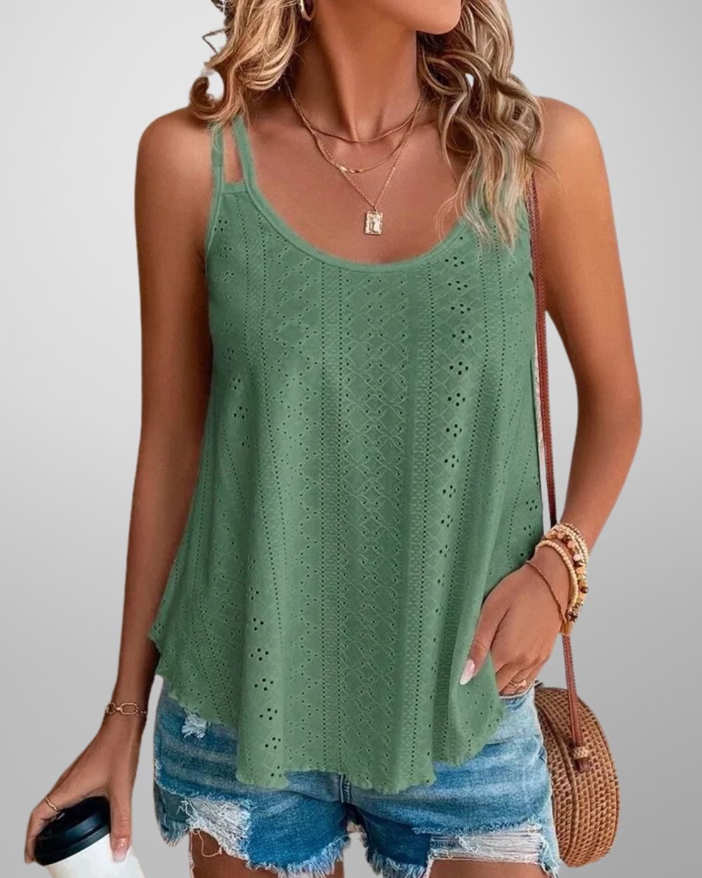 Sarah - Breezy Summer Top