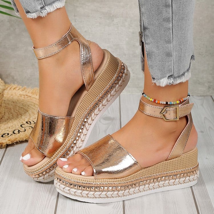 Donda Orthopedic Sandals