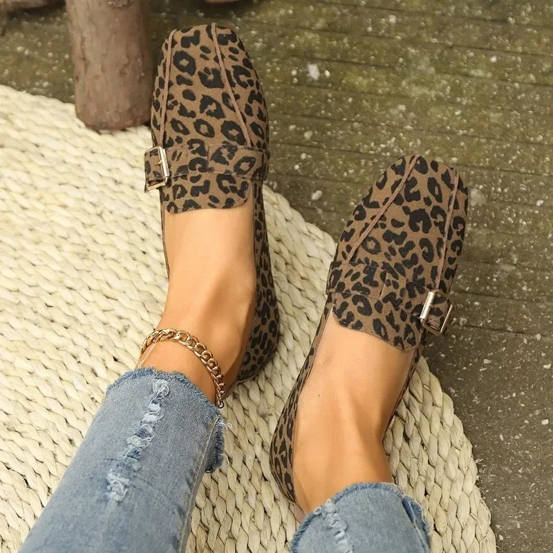 Nerina – Fashion Buckle Low-Heel Flats