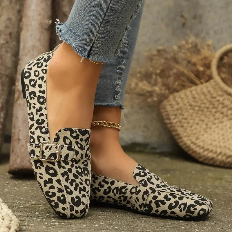 Nerina – Fashion Buckle Low-Heel Flats