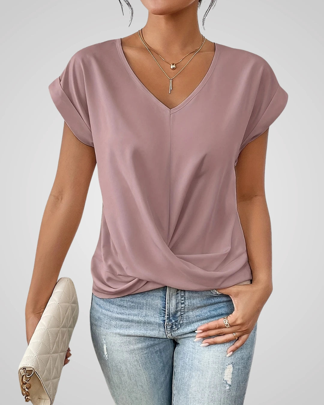 Cleo - Casual T-Shirt