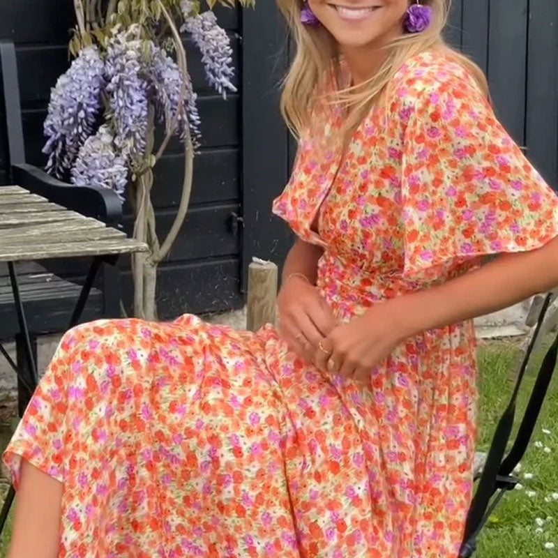 Laura | Classic V-Neck Dress